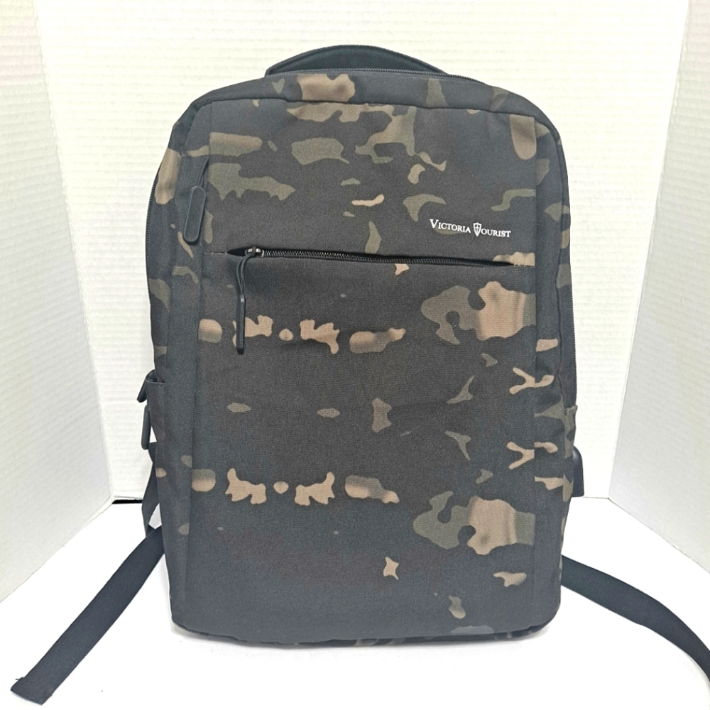 Camouflage Travel Backpack With USB Port TSA Approved Large Capacity